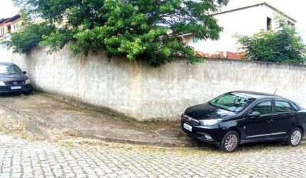TERRENO DE ESQUINA COM RGI CONDOMÍNIO FECHADO/BAIRRO JARDIM LETÍCIA