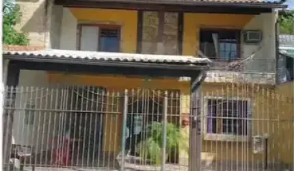 Linda casa em bairro super tranquilo e com segurança, próximo do Park Shopping!