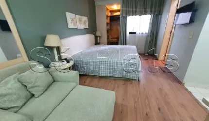 Flat disponível locação na Chácara Santo Antônio próximo a Marg. Pinheiros.