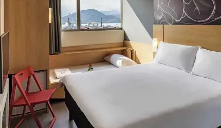 Flat Ibis Santos Valongo disponível para venda com 19m², 01 dorm