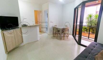 Flat Personal disponível para locação na Avenida Rouxinol e próximo do Shopping Ibirapuera 1 dorm