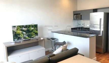 Flat com 35m² totalmente mobiliado no Itaim Bibi disponível para locação.