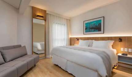 Flat no Radisson Berrini para morar ou investir  no pool hoteleiro.