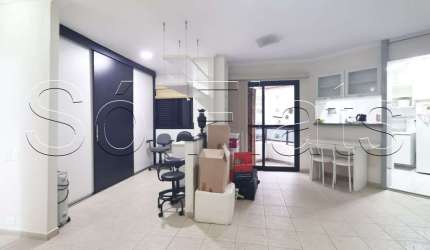Apto com excelente localização próximo do Ginásio Ibirapuera e da Av. Paulista, disponível locação.