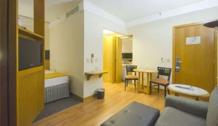 Flat Estanplaza International disponível para venda com 26m² e 01 vaga de garagem