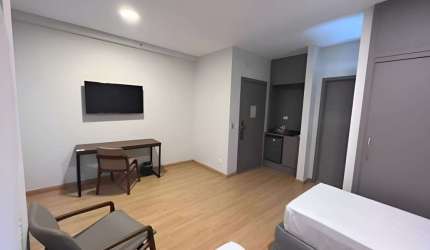 Ótimo investimento nos Jardins, flat na Al Lorena no pool