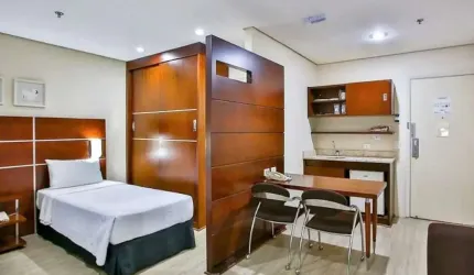 Para Moradia ou investimento, flat Transamerica Nações Unidas, prox a Marg Pinheiros
