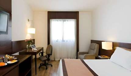 Flat na Berrini, prox a Marg Pinheiros, ótima localização