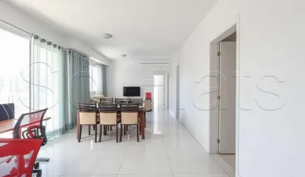 Residencial Quatro Brooklin, apartamento disponível para locação com 116m², 3 suítes e 2 vagas.