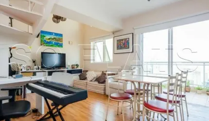Ciragan, flat disponível para locação contendo 70m², 01 dormitório e 02 vagas de garagem.