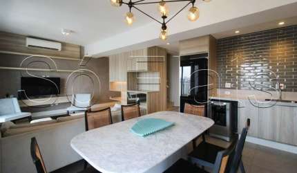 Apartamento cobertura Triplex disponível para locação com 168m², 02 doms (suítes) e 02 vagas