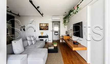 VN Capote Valente disponível para locação contendo 78m², 01 dormitório e 02 vagas de garagem.