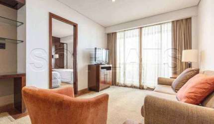 Lindo flat George V com 80m², 2 dormitório e 2 vagas de garagem disponível  no Itaim Bibi