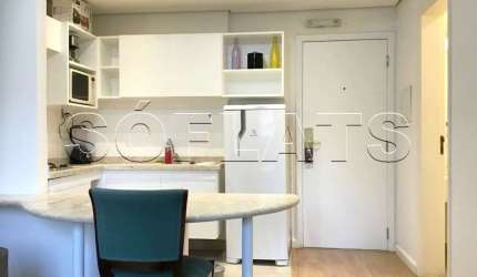Flat disponível para locação muito bem equipado na Vila Olímpia, prox. ao Shopping JK Iguatemi.