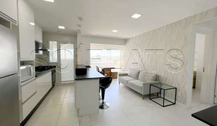 Residencial Air Campo Belo, flat disponível para locação com 48m², 01 dorm e 01 vaga de garagem.