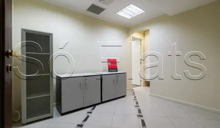 Sala comercial no The First Office Lorena disponível para locação 30m² com 1 vaga.