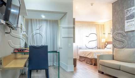 Flat Transamérica Berrini disponível para venda com 32m², 01 dormitório e 01 vaga de garagem