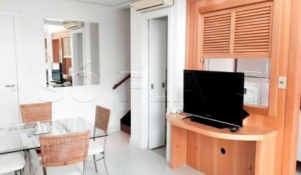 Lindo flat no International Duplex em Moema disponível para locação