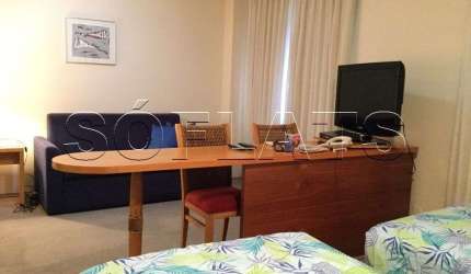 FLAT EM MOEMA, PROX A AV. IBIRAPUERA, METRÔ E SHOPPING