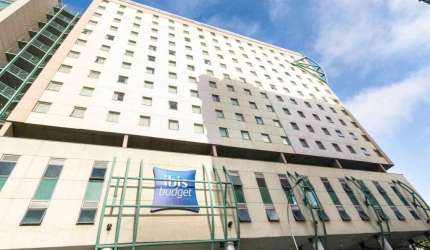 Flat no RJ no Pool para Investimento