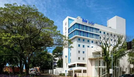 CONDO HOTEL EM FOZ DO IGUAÇU PARA INVESTIMENTO