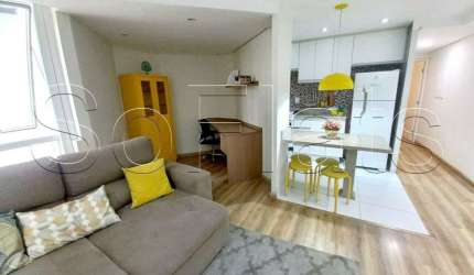Flat bem localizado próx da Avenida Santo Amaro e Metrô Campo Belo. Consulte-nos.