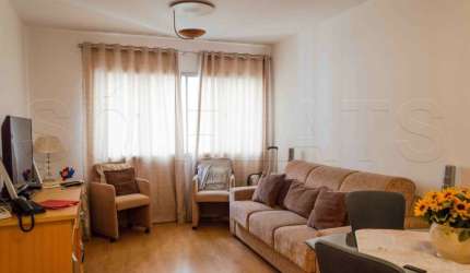 Flat no Itaim, Prox a Av. Pres Juscelino Kubitschek, Extra Itaim. Apto todo reformado, maravilhoso!!