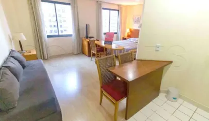 Flat Mercure Times Square em Moema para locação, prox a Av. Ibirapuera e ao Metrô Moema.