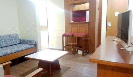Flat mobiliado com 42m² com quarto, sala, cozinha completa e banheiro, a 200 m da Av. Paulista.
