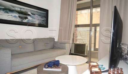 Studio com cozinha completa no Itaim, alto padrão, excelente para moradia ou investimento