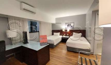 Flat para locação no Wyndham Berrini, contendo 29m², 1 dormitório e 1 vaga de garagem.