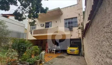 Casa para venda com 5 quartos em Santa Teresa!