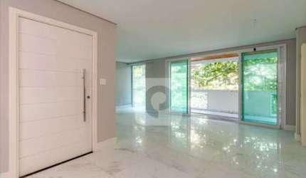 Cobertura Duplex no Quadrilátero de Ipanema, 282 m2, Piscina, 2 vagas de garagem.