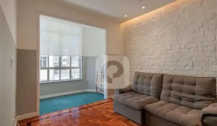 Excelente apartamento reformado com 2 quartos em Botafogo!