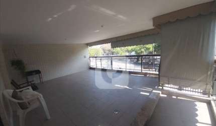 À VENDA NO RECREIO PRÓXIMO A RESERVA PRAIA POSTO 9 2 QUARTOS, VARANDÃO E 2 VAGAS