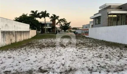 Excelente Terreno de 1.001 m² em Condomínio Fechado com Infraestrutura Completa!