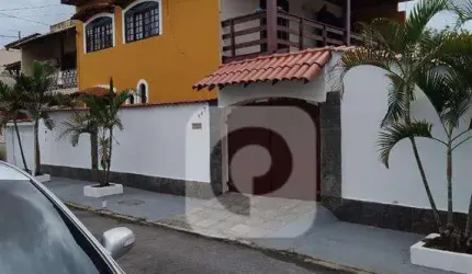 Casa duplex com 183m² área 2 quartos 1 sala 3 wc Condomínio Vivendas dos Bandeirantes