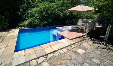 Casa duplex com 354m² Condomínio Eldorado 4 quartos 1 suíte 2 wc 1 sala grande 2 vagas