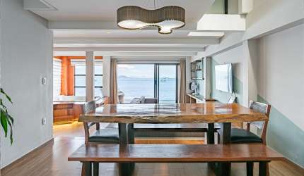 Casa Frente Mar em Governador Celso Ramos com 6 quartos l.