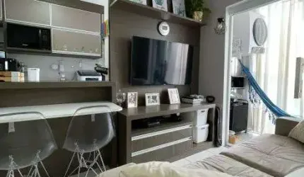 Villaggio Laranjeiras – 2 Quartos com Suíte, Andar alto, sol intermediário.