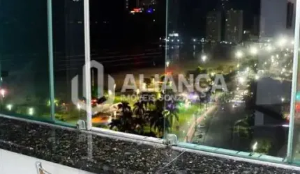Apartamento de 4 Dormitórios em São Vicente