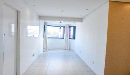 Apartamento 2/4 suíte e 2 vagas
