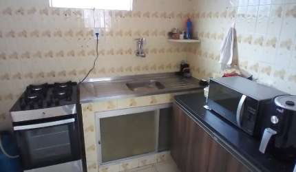 Apartamento 2/4 último andar - somente à vista