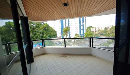 Apartamento 4/4 no Itaigara