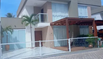 Casa 4/4 suíte e 3 vagas
