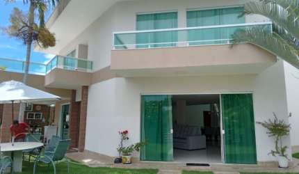 Casa duplex 5 suítes no melhor condomínio de Guarajuba