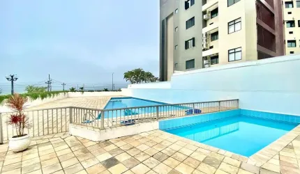 Apartamento de frente para o mar