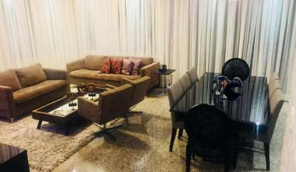 EXCELENTE CASA EM COND. NO BAIRRO LARAJEIRAS - 3 SUÍTES SENDO 1 COM CLOSET, SEMI MOBILIADO - WHATSAPP 929 8144-1596