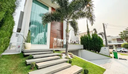 Casa em condomínio para Venda  com 5 quarto(s)