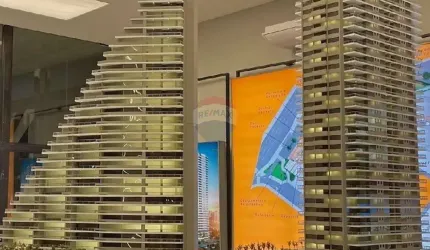 Apartamento à venda com 3 quartos, 3 suítes, 2 vagas e 4 banheiros.